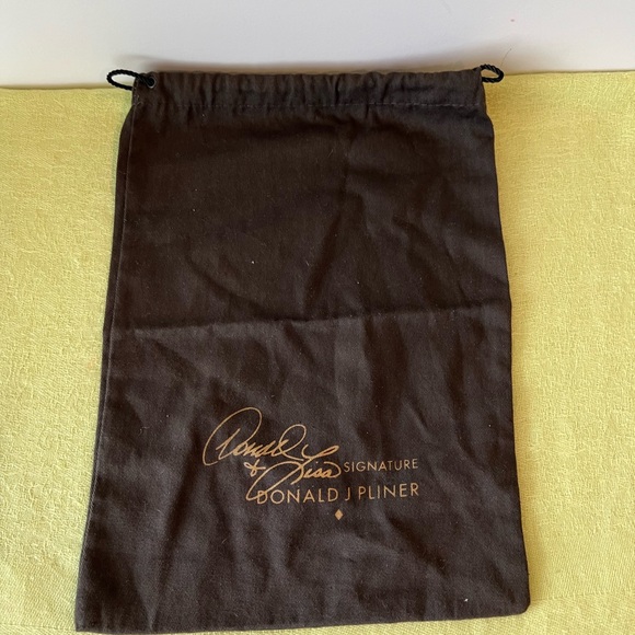 Donald J. Pliner dust bag bundle - Picture 7 of 7